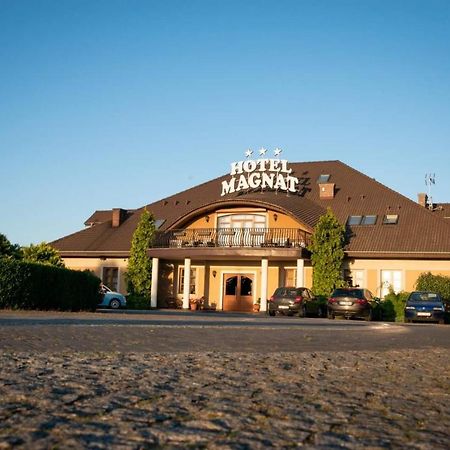 Hotel Magnat Słupca Exteriér fotografie